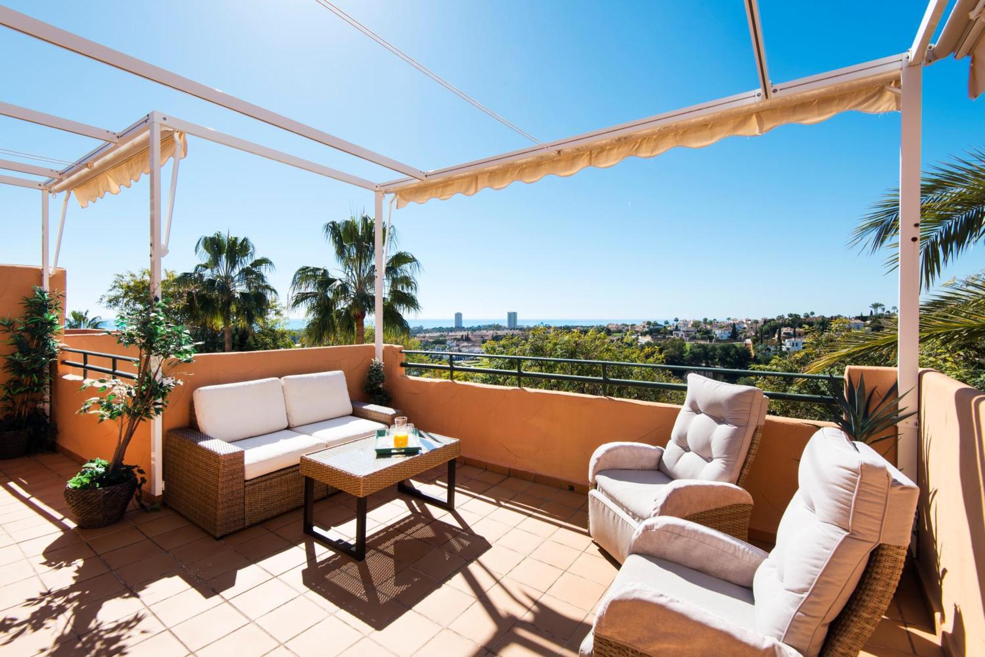Rentandhomes Penthouse Elviria Golf Marbella Exterior photo
