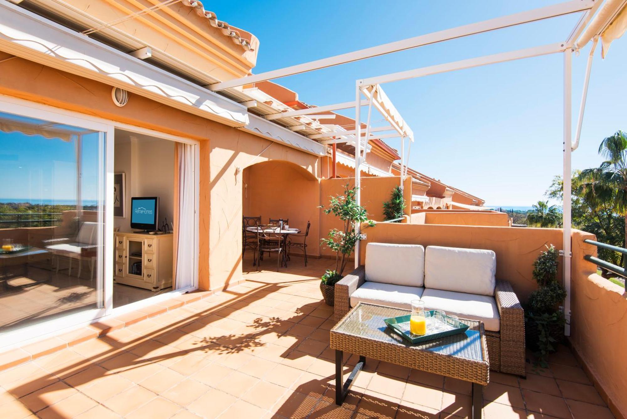 Rentandhomes Penthouse Elviria Golf Marbella Exterior photo